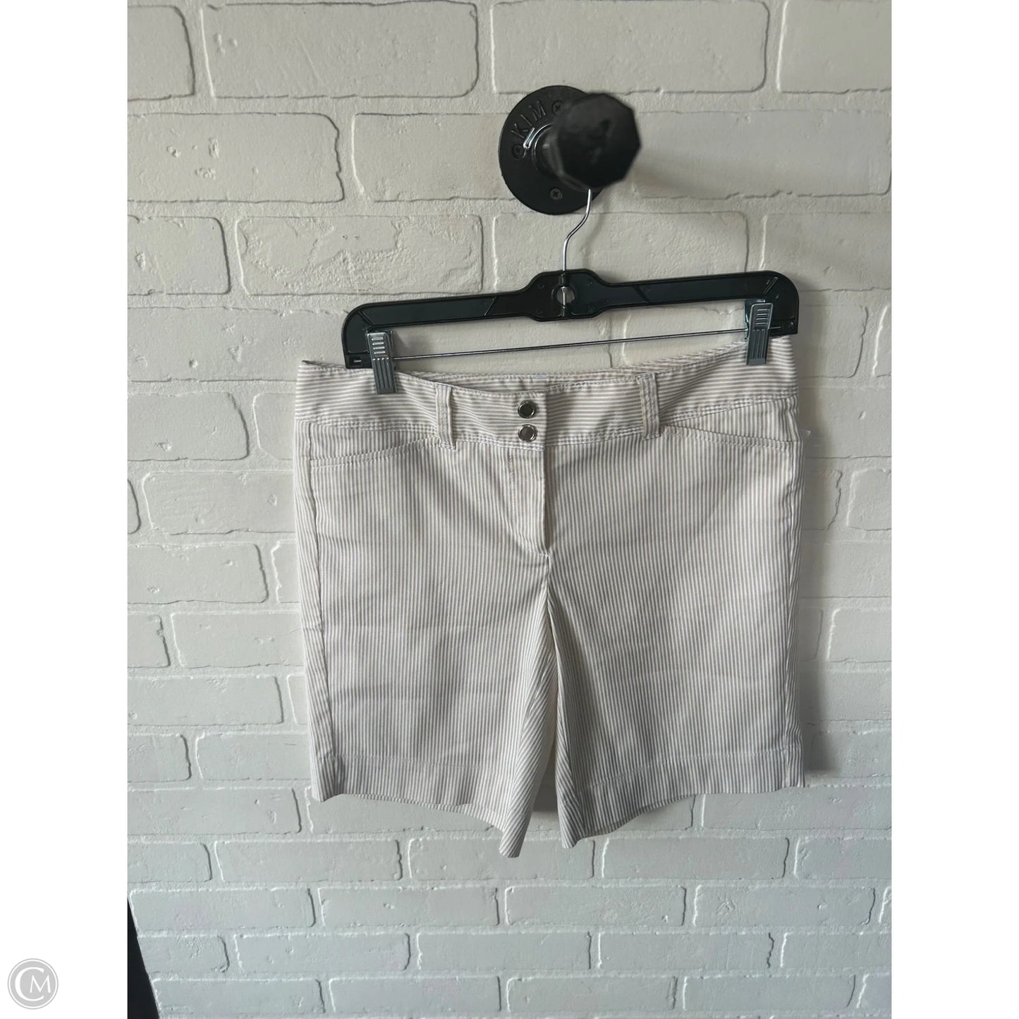 Shorts By White House Black Market In Tan & White, Size: 4