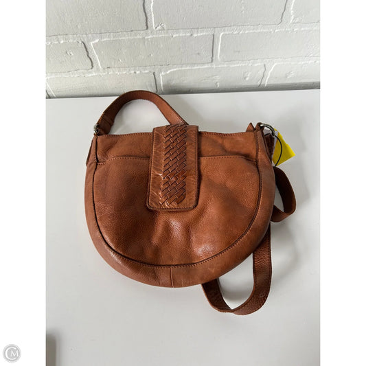 Crossbody Leather By Clothes Mentor, Size: Medium