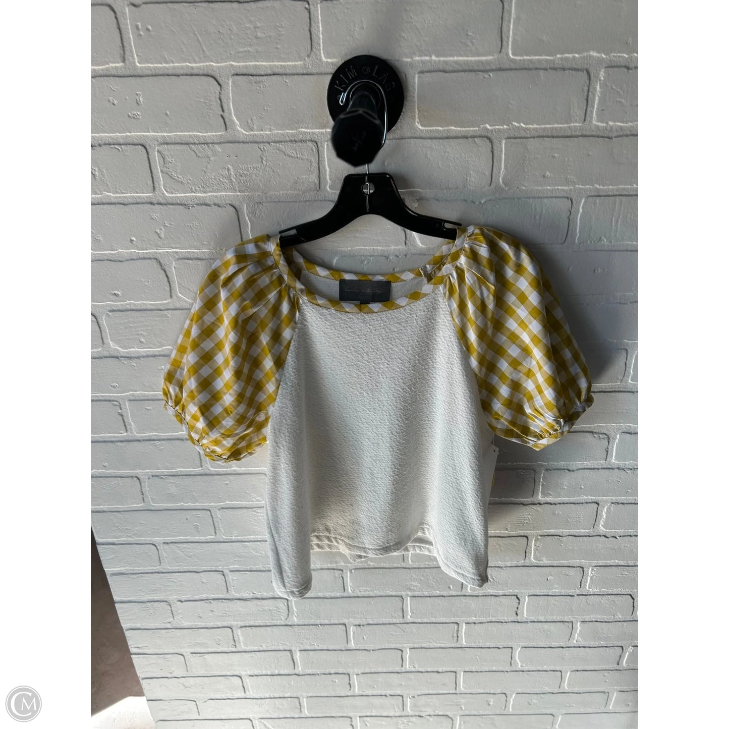 Top Short Sleeve By Sunday In Brooklyn In White & Yellow, Size: S