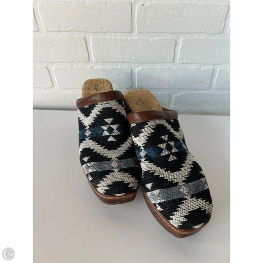 Shoes Heels Block By Korks In Blue & Brown, Size: 10