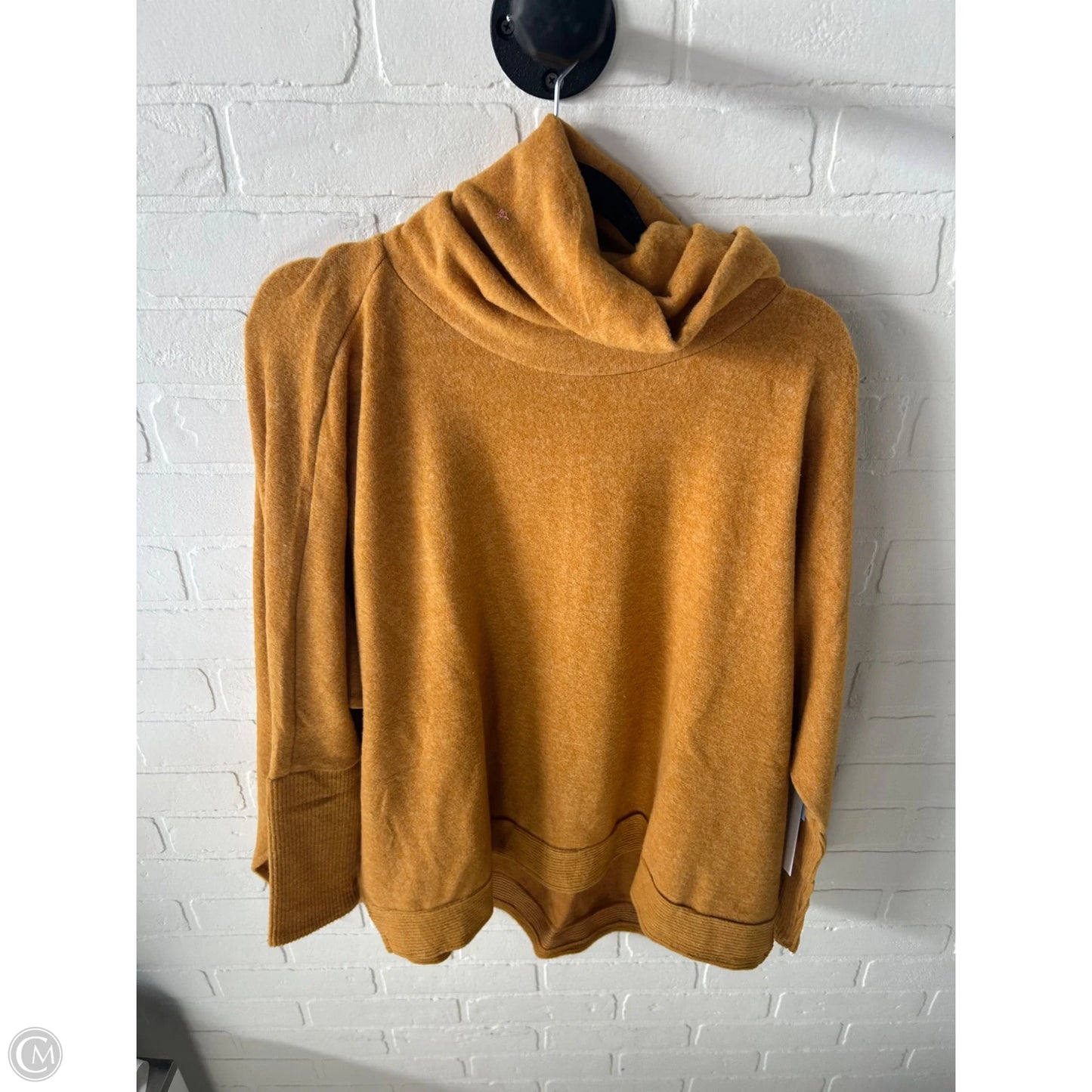Sweater By Zenana In Gold, Size: Xs