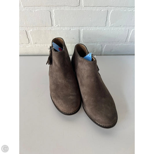 Boots Ankle Heels By Vionic In Brown, Size: 6