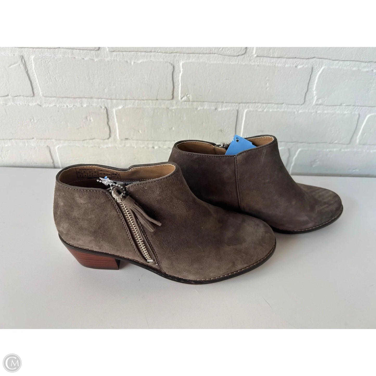 Boots Ankle Heels By Vionic In Brown, Size: 6