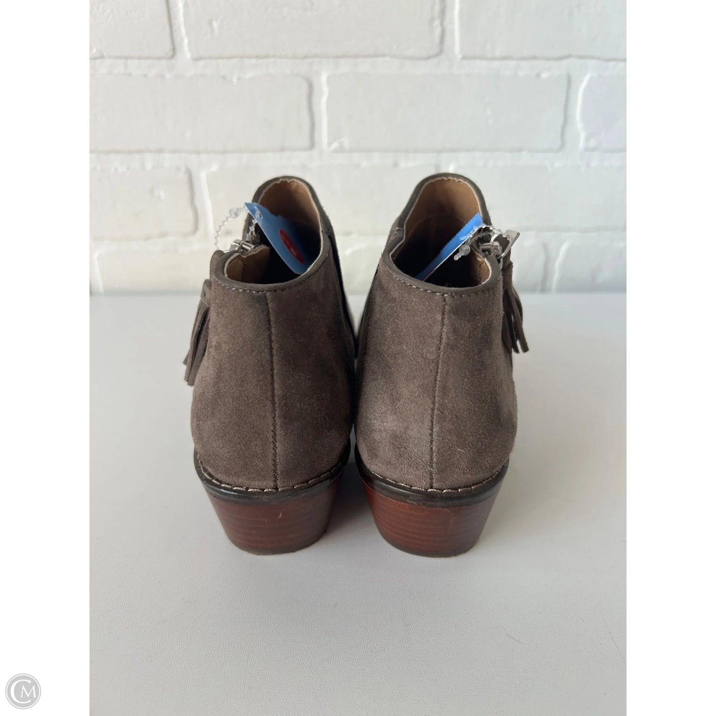 Boots Ankle Heels By Vionic In Brown, Size: 6