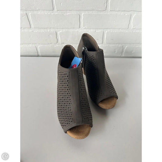 Sandals Heels Block By Gianni Bini In Brown, Size: 7.5