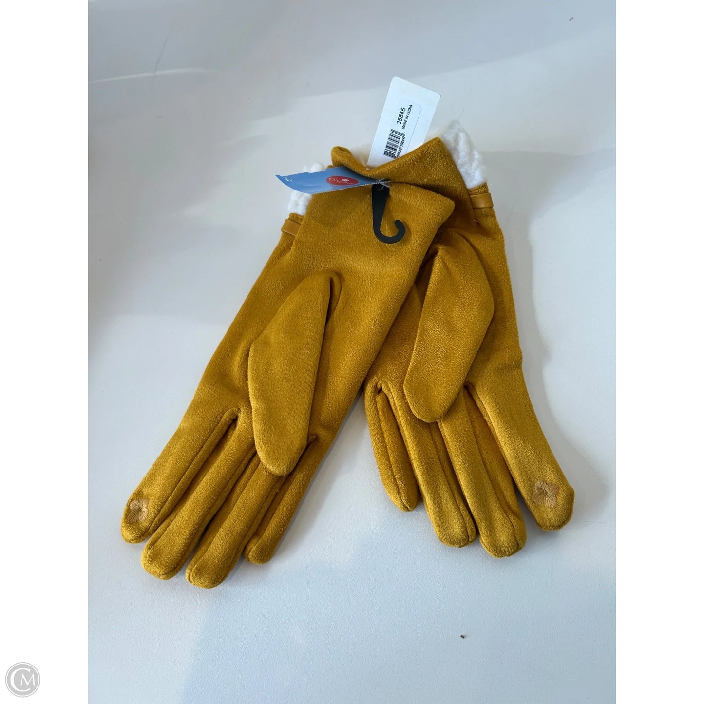 Gloves By Arianna
