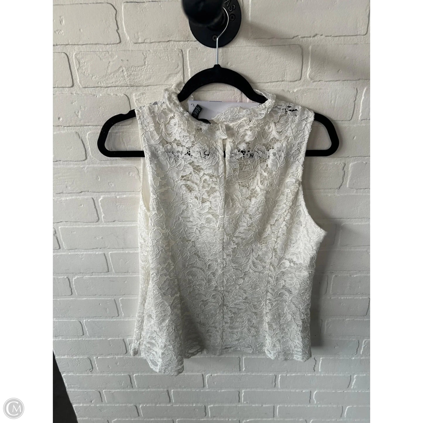 Blouse Sleeveless By White House Black Market In White, Size: L