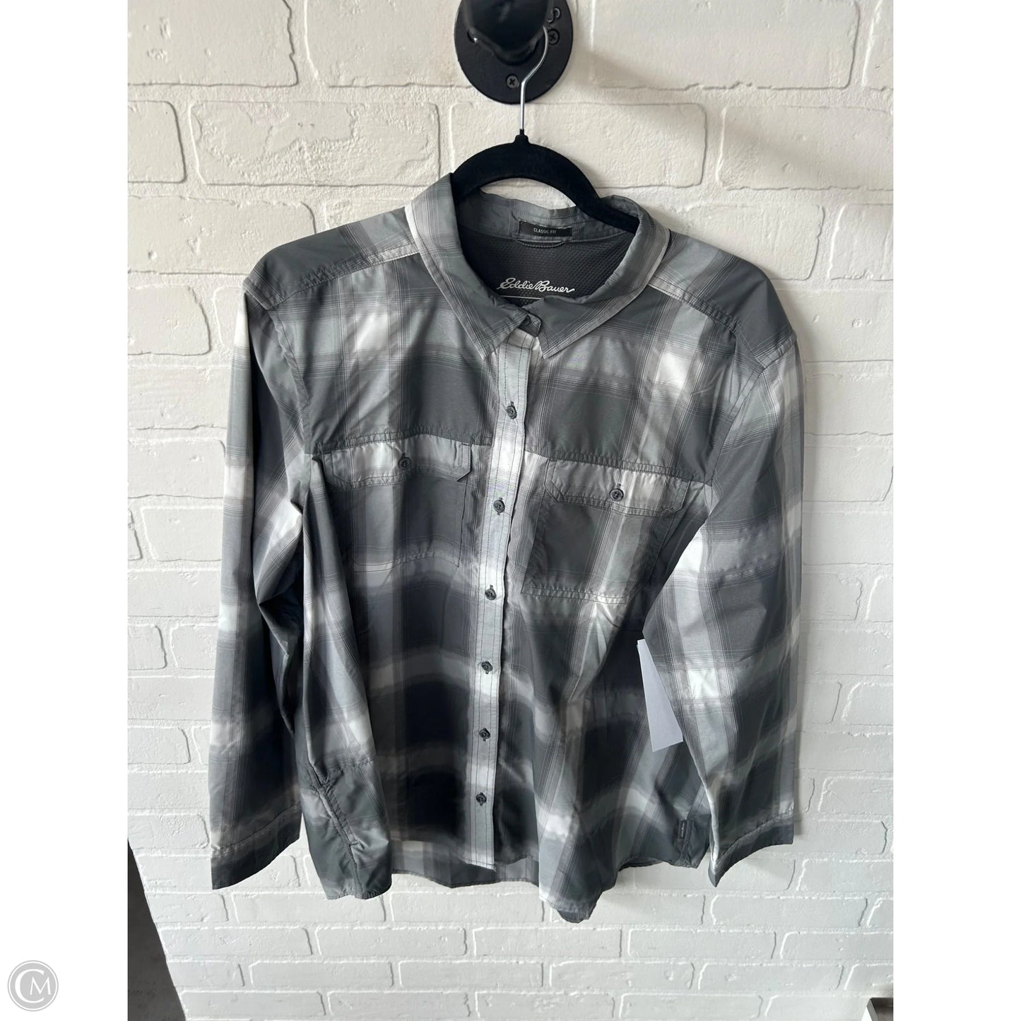 Top Long Sleeve By Eddie Bauer In Grey & White, Size: Xl