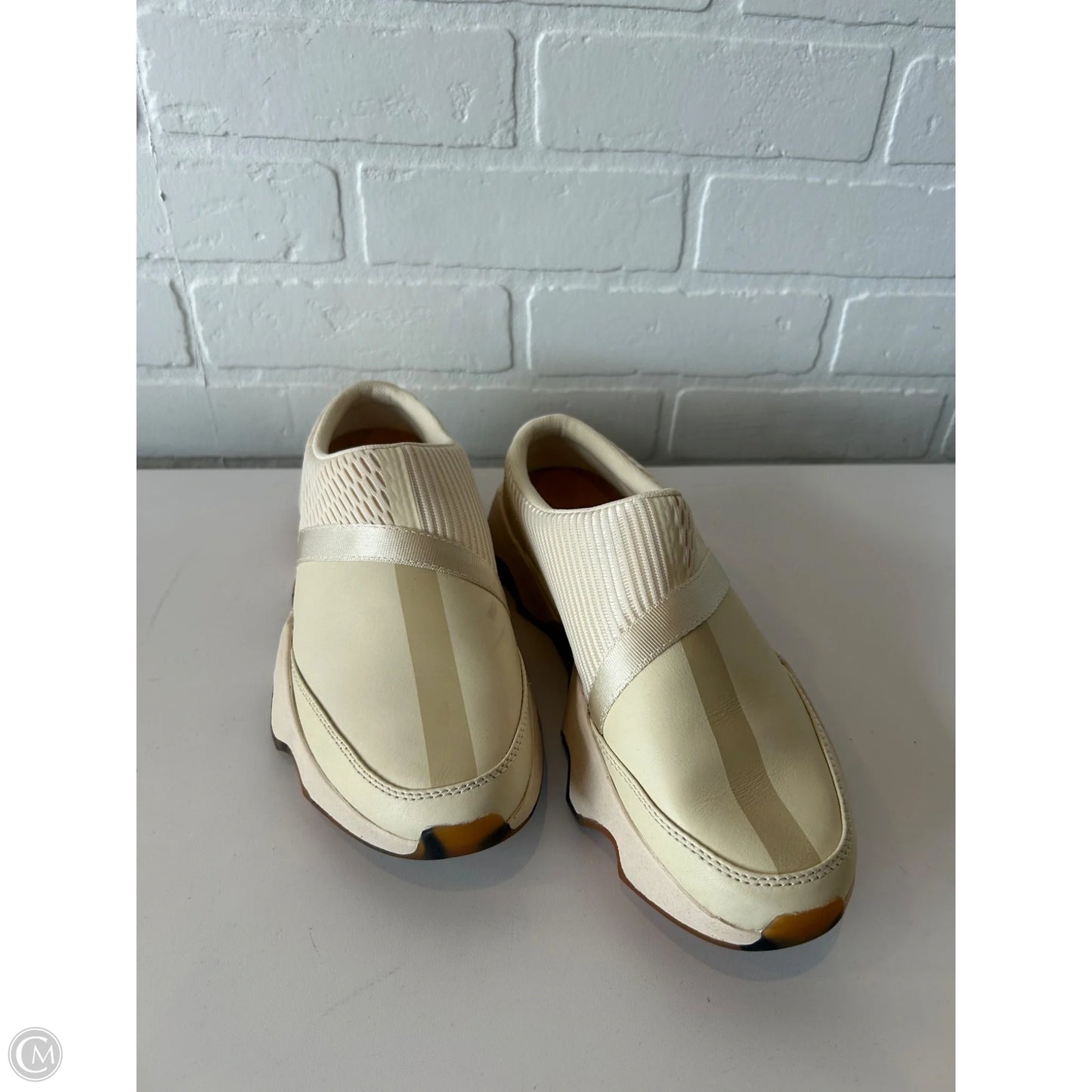 Shoes Flats By Sorel In Yellow, Size: 8.5