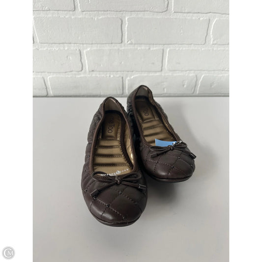 Shoes Flats By Me Too In Brown, Size: 6