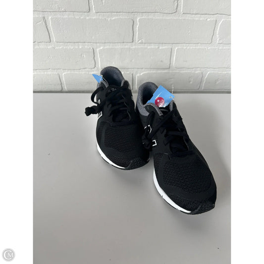 Shoes Athletic By New Balance In Black & White, Size: 7