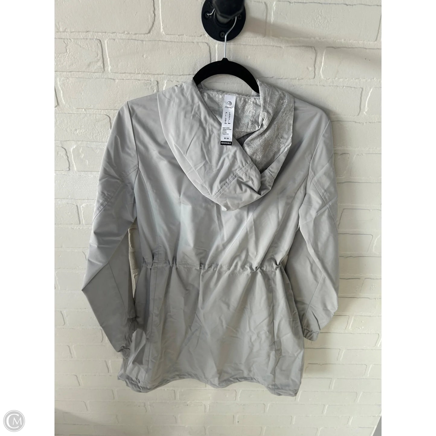 Jacket Windbreaker By Mpg In Grey & White, Size: M