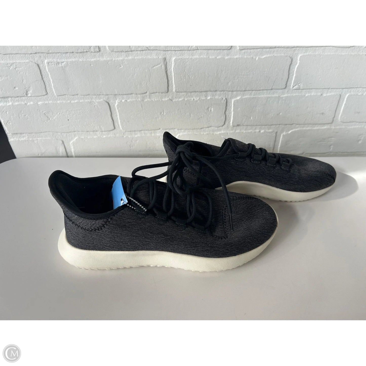 Shoes Athletic By Adidas In Grey & White, Size: 8.5