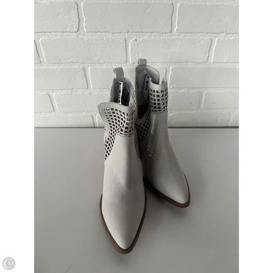 Boots Ankle Heels By Dingo In Grey & White, Size: 8