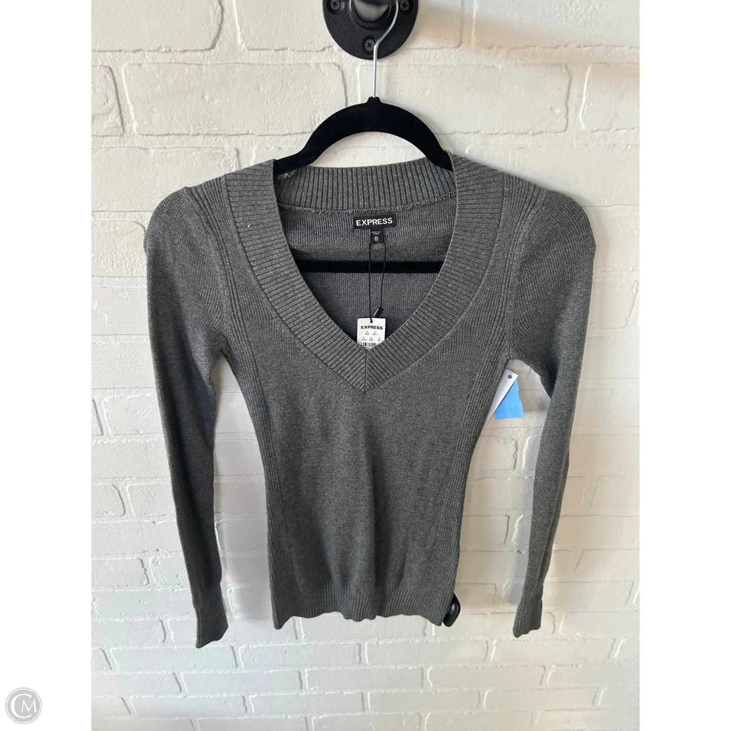 Sweater By Express In Grey, Size: Xs