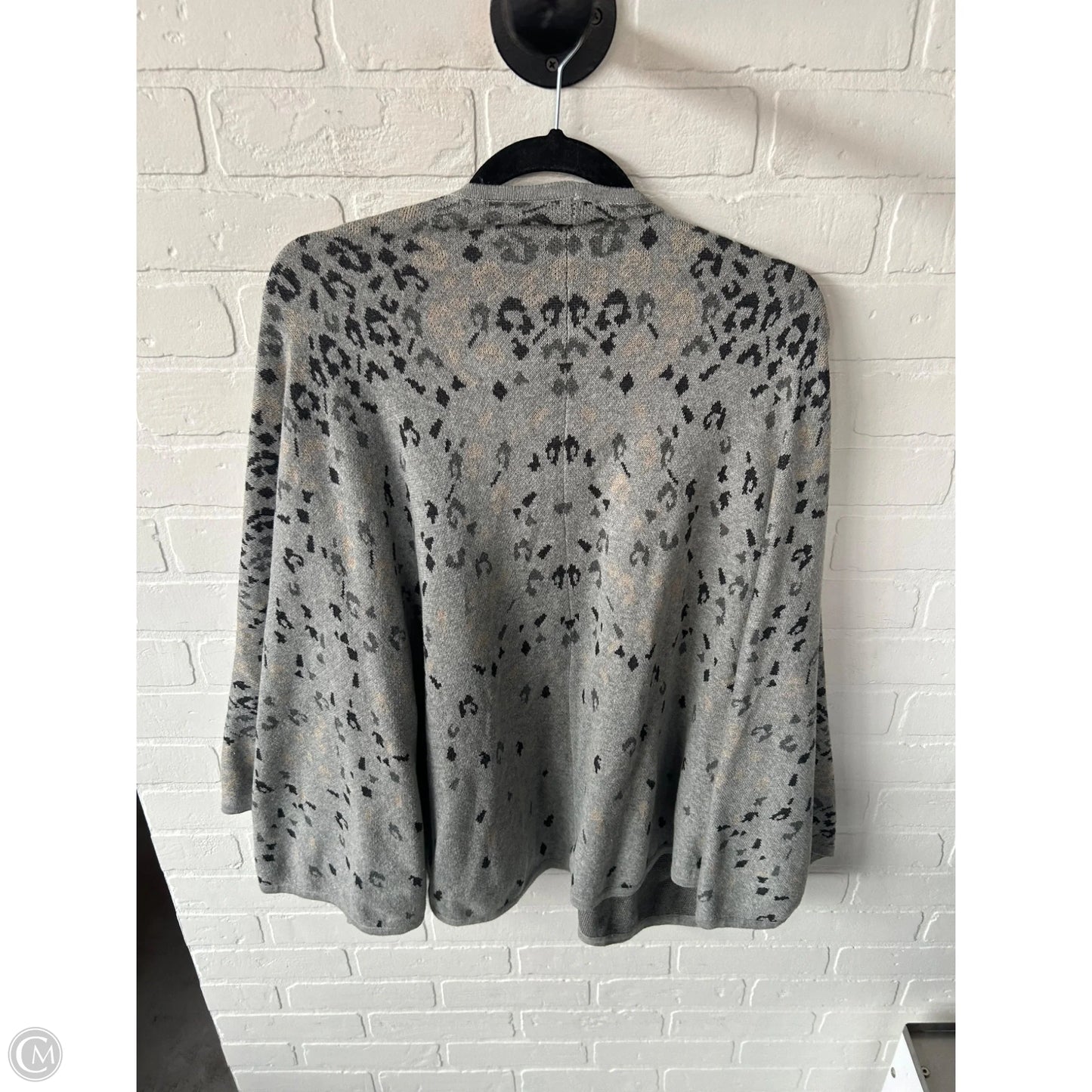 Shawl By Cabi In Grey & Tan, Size: Osfm