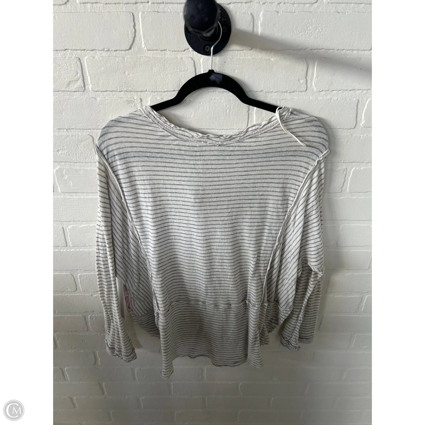Top Long Sleeve By We The Free In Cream & Grey, Size: Xs
