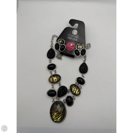 Necklace Set By Clothes Mentor, Size: 02 Piece Set