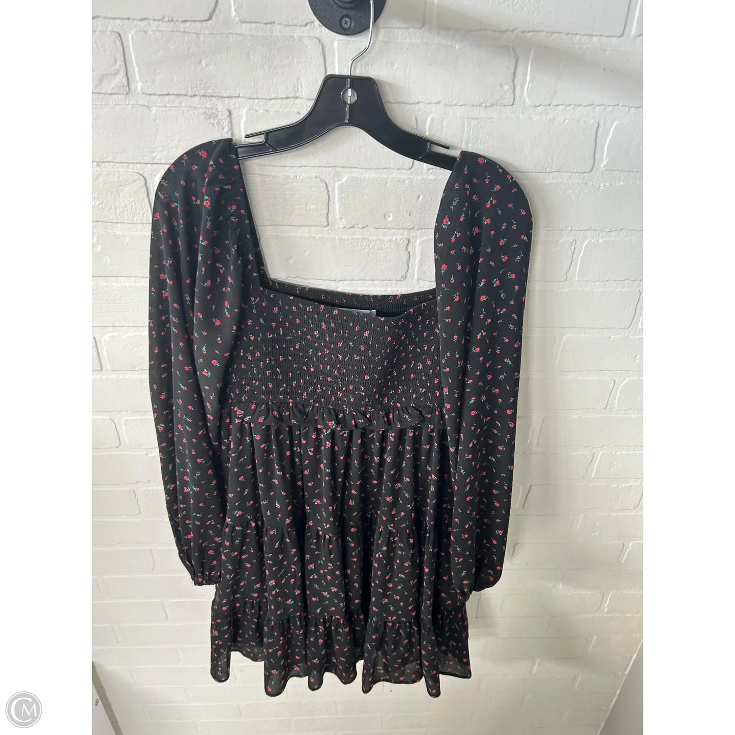 Dress Casual Short By Altard State In Black & Red, Size: M