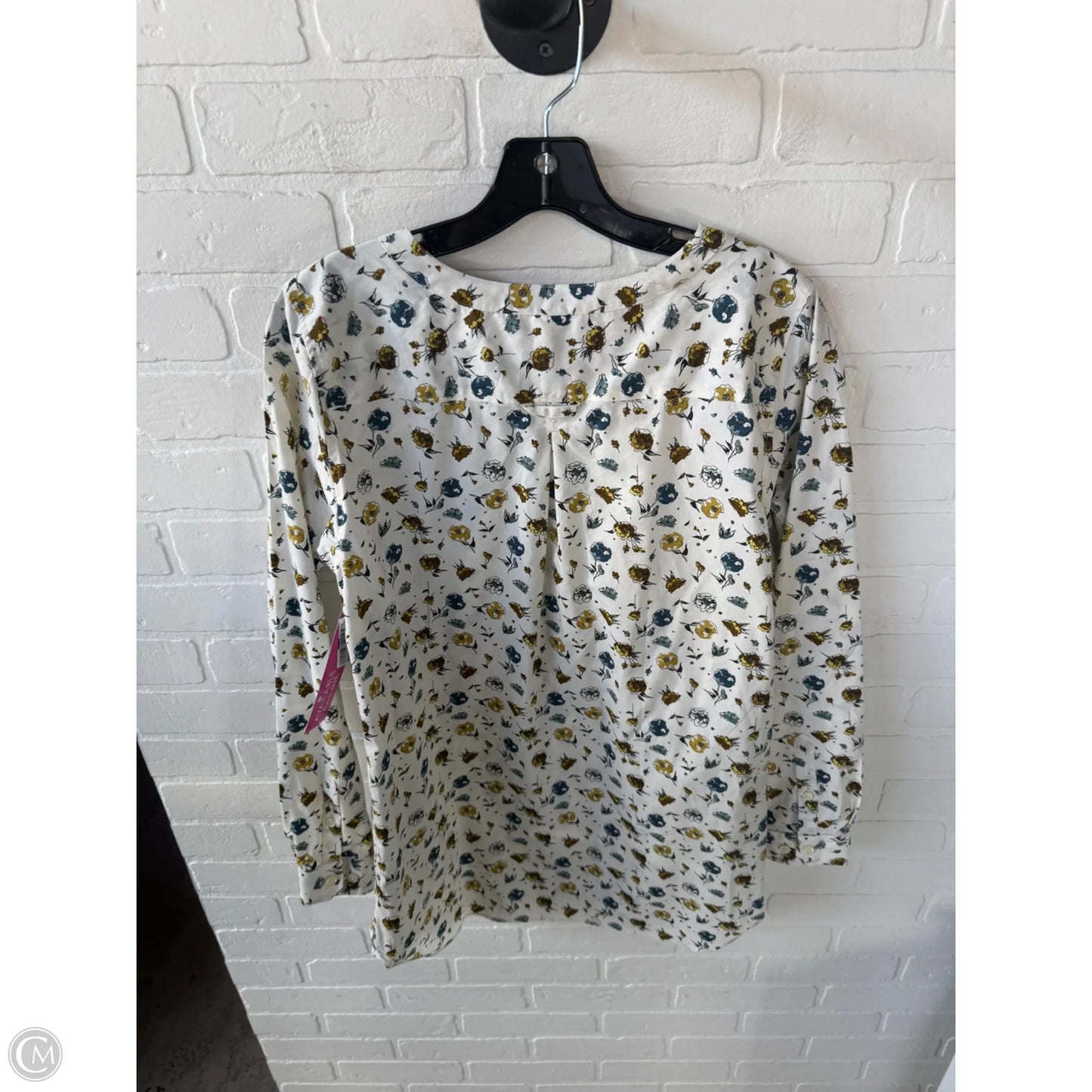 Dress Casual Short By Duluth Trading In Blue & Cream, Size: S