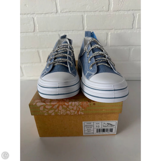 Shoes Sneakers By Very G In Blue & White, Size: 10
