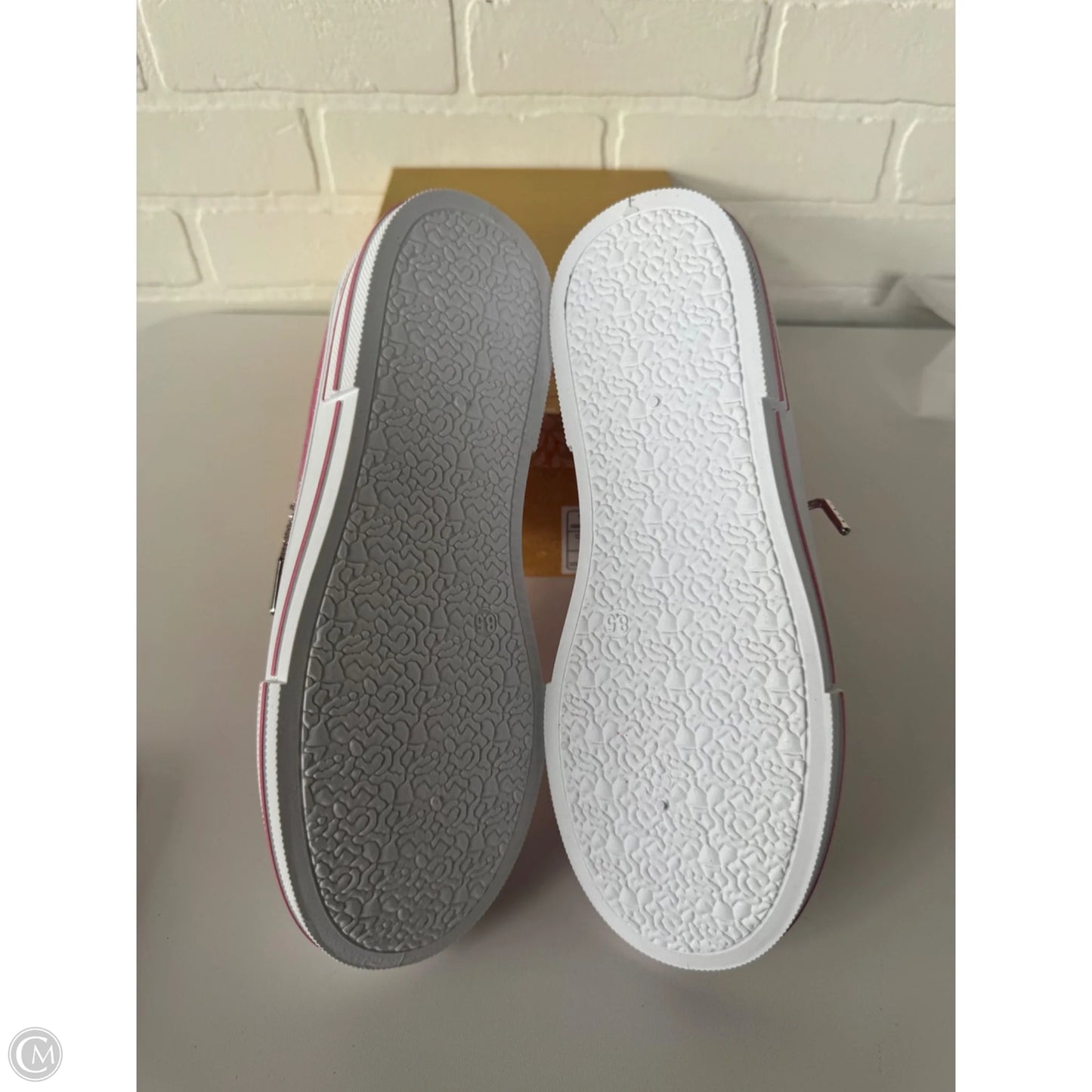 Shoes Sneakers By Very G In Pink & White, Size: 8.5