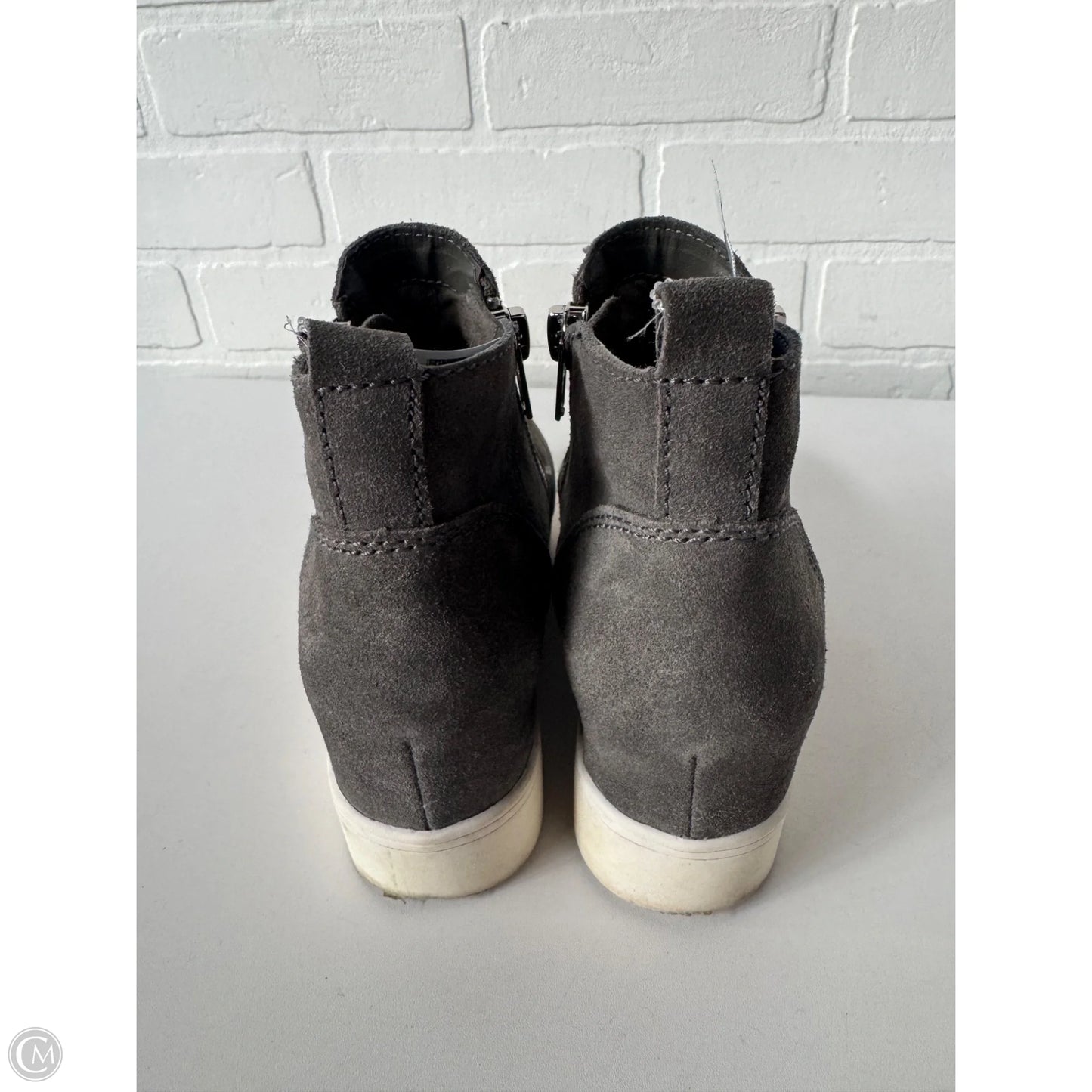 Shoes Sneakers By Steve Madden In Grey, Size: 6