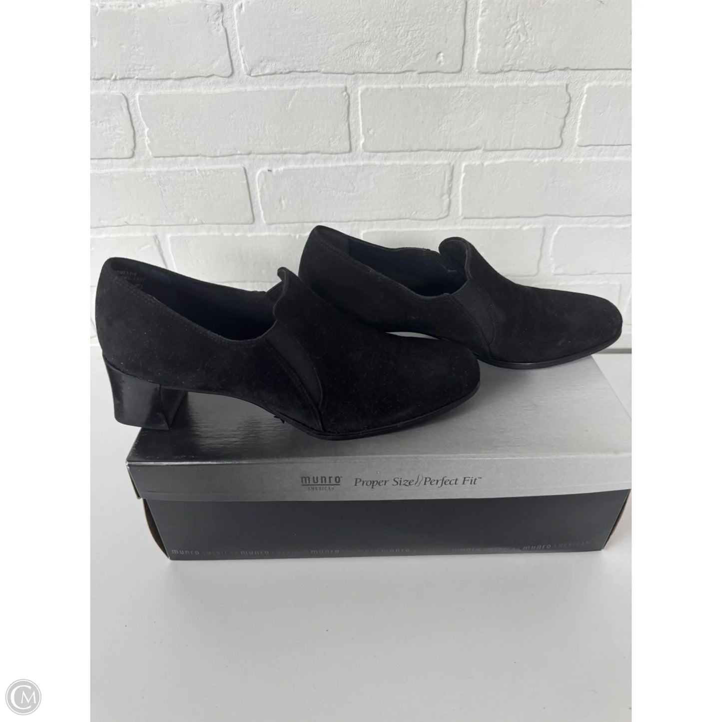 Boots Ankle Heels By Munro In Black, Size: 8