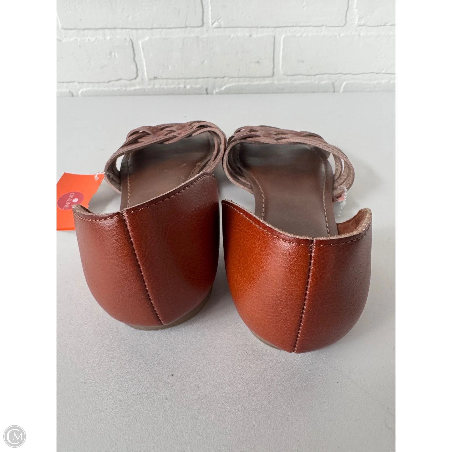 Sandals Flats By Universal Thread In Brown, Size: 8