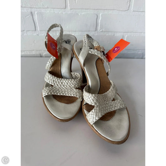Sandals Heels Block By Sofft In White, Size: 6.5