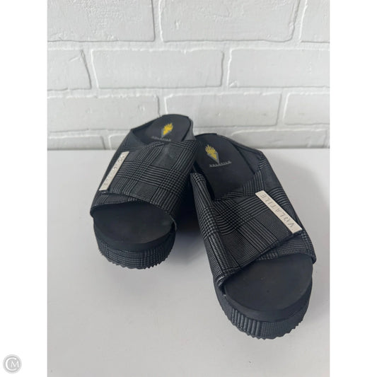 Sandals Heels Platform By Volatile In Black & Grey, Size: 8