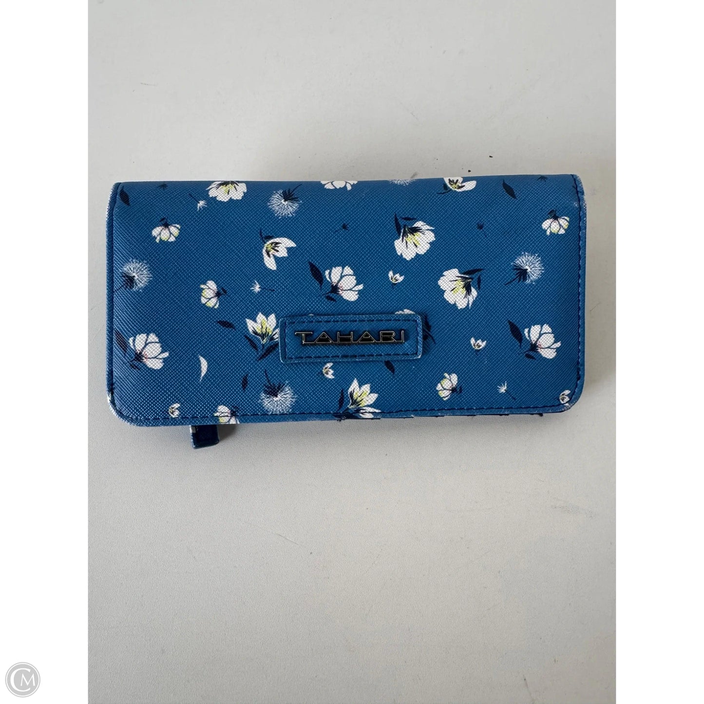 Wallet By Tahari, Size: Medium