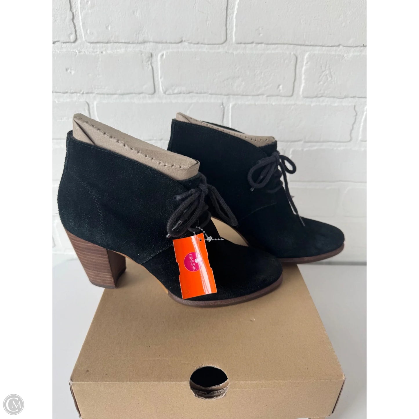 Boots Designer By Ugg In Black & Brown, Size: 7