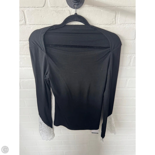 Top Long Sleeve By Clothes Mentor In Black & White, Size: M