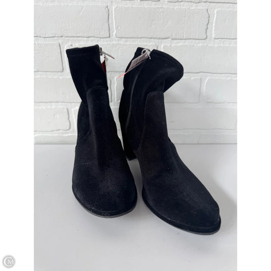 Boots Ankle Heels By Marc Fisher In Black, Size: 7.5