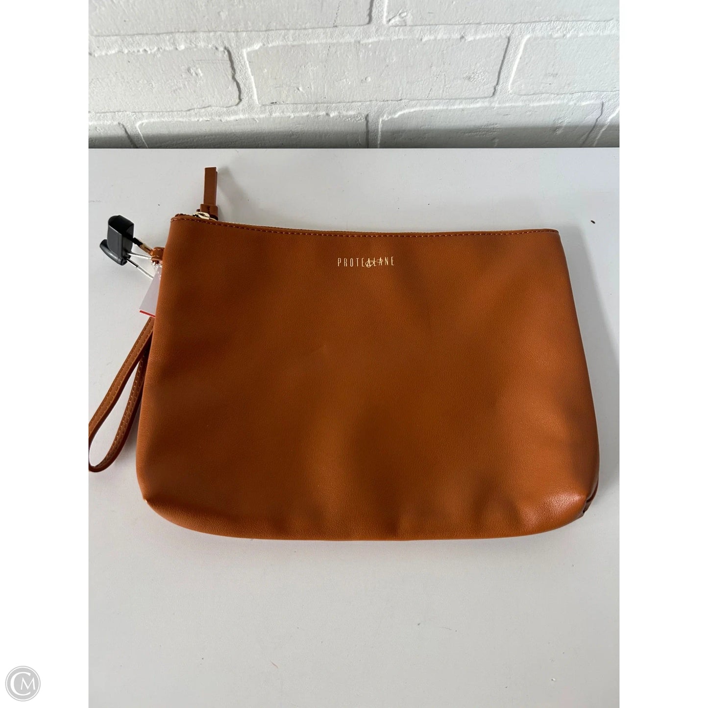 Wristlet By Clothes Mentor, Size: Large