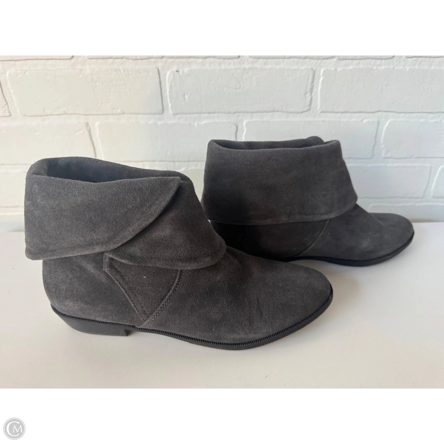 Boots Ankle Flats By Gh Bass And Co In Grey, Size: 9