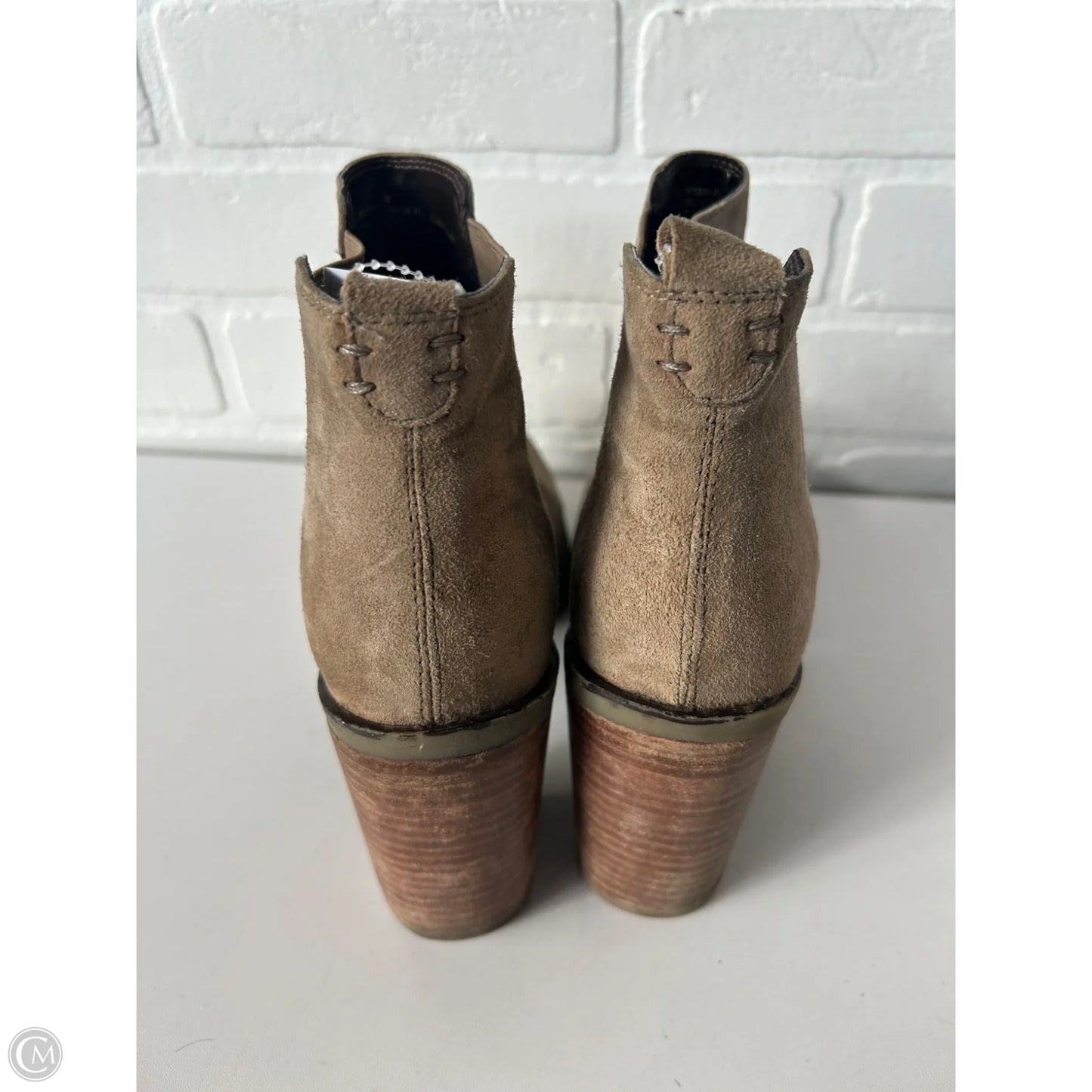 Boots Ankle Heels By Clothes Mentor In Brown, Size: 8.5