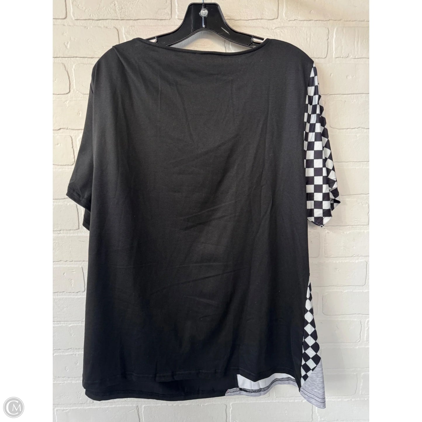 Top Short Sleeve By Cme In Black & Grey, Size: 3XL