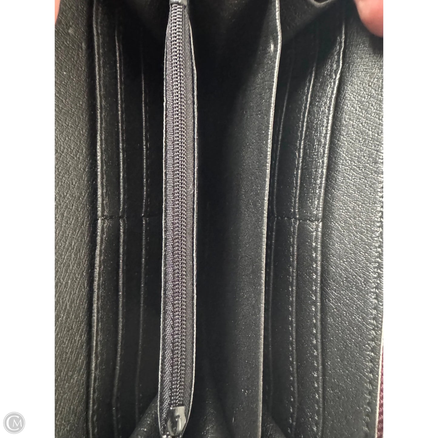 Wallet By Clothes Mentor, Size: Large