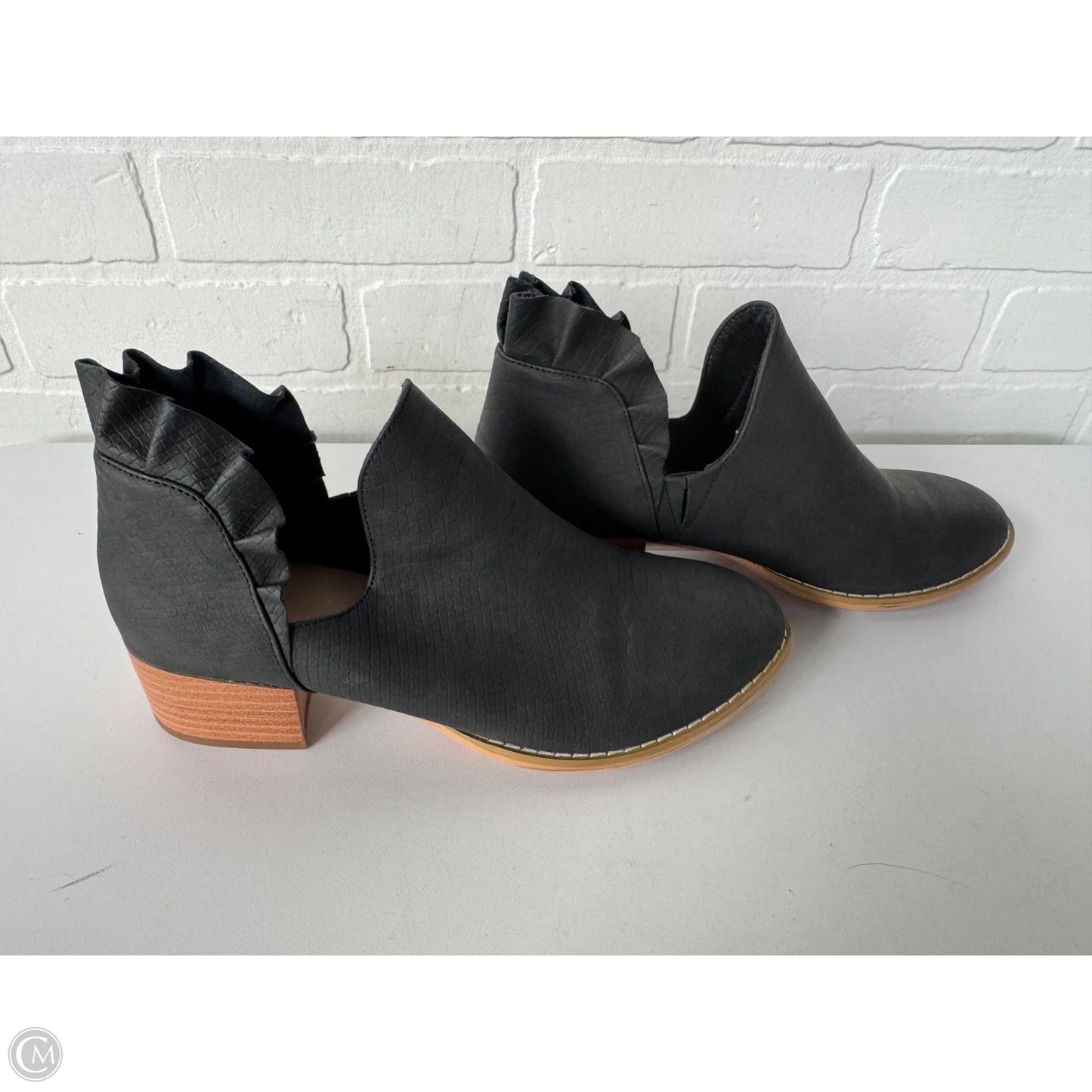 Boots Ankle Flats By Cme In Black, Size: 7.5