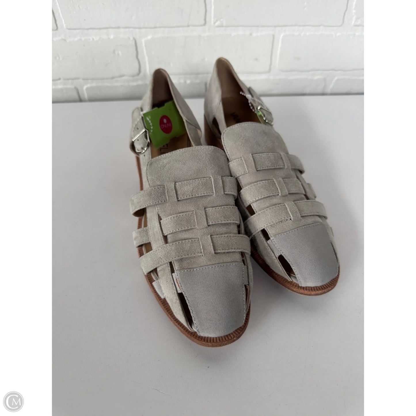 Shoes Flats By Vaneli In Grey, Size: 9