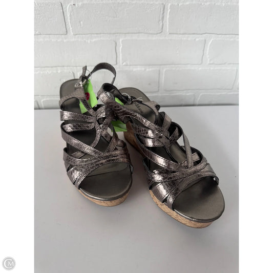 Sandals Heels Wedge By Kelly And Katie In Grey & Silver, Size: 9