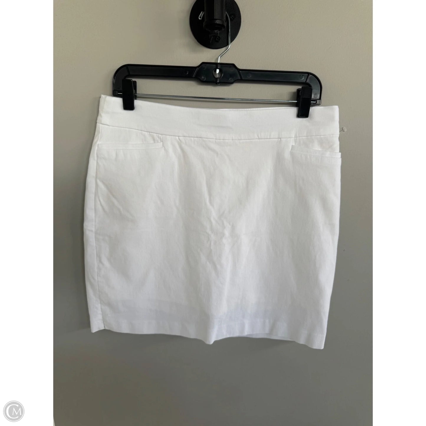 Athletic Skort By Chicos In White, Size: 8