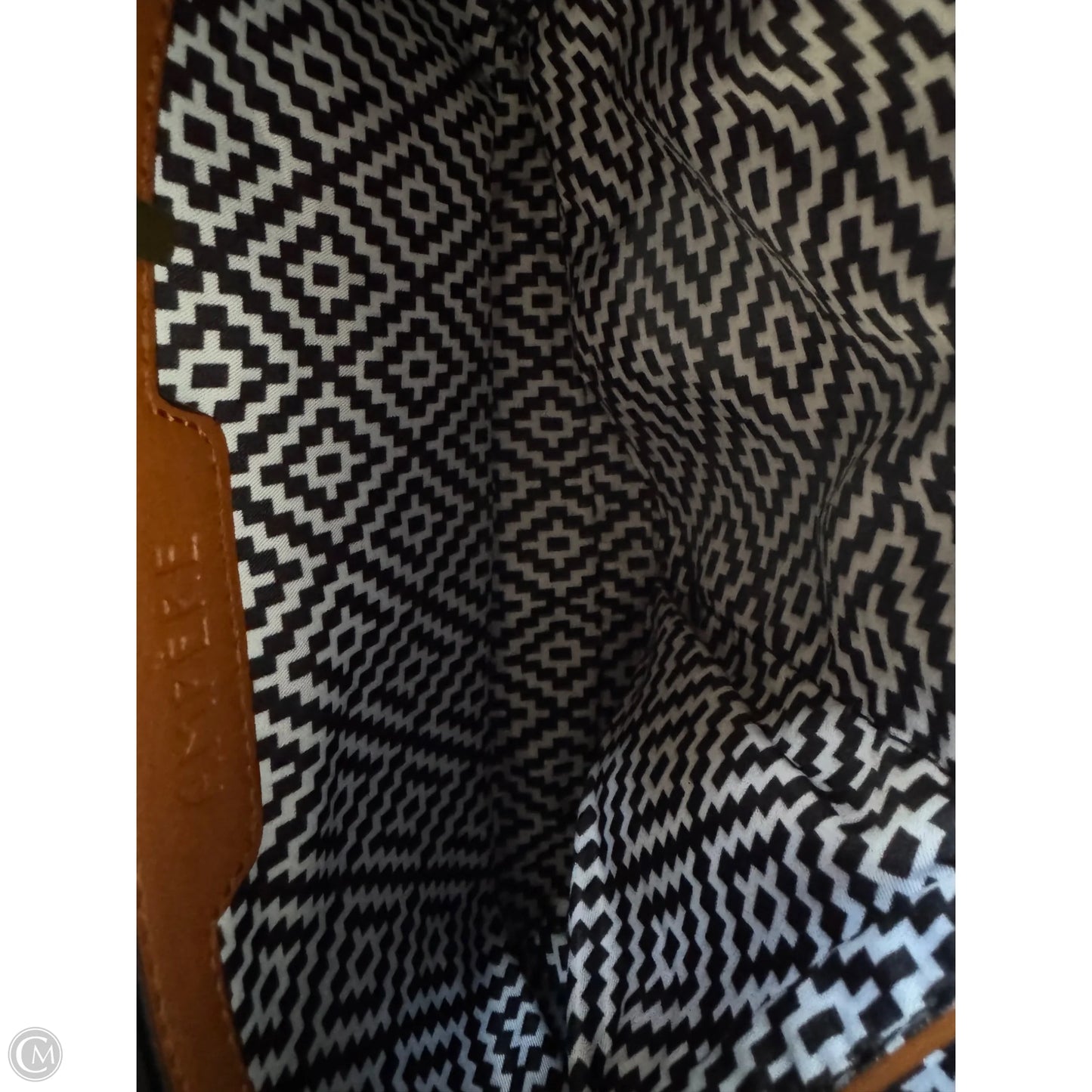 Crossbody By Clothes Mentor, Size: Medium