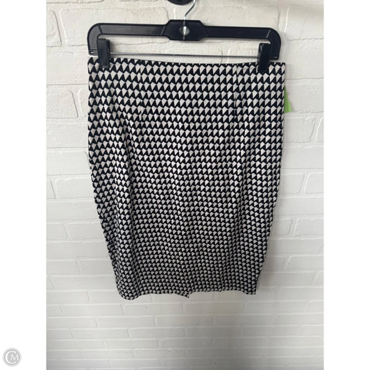 Skirt Midi By Banana Republic In Black & White, Size: 8