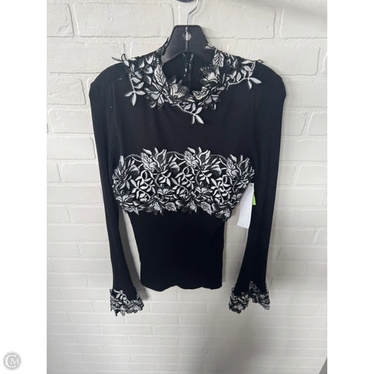 Top Long Sleeve By Venus In Black & White, Size: M
