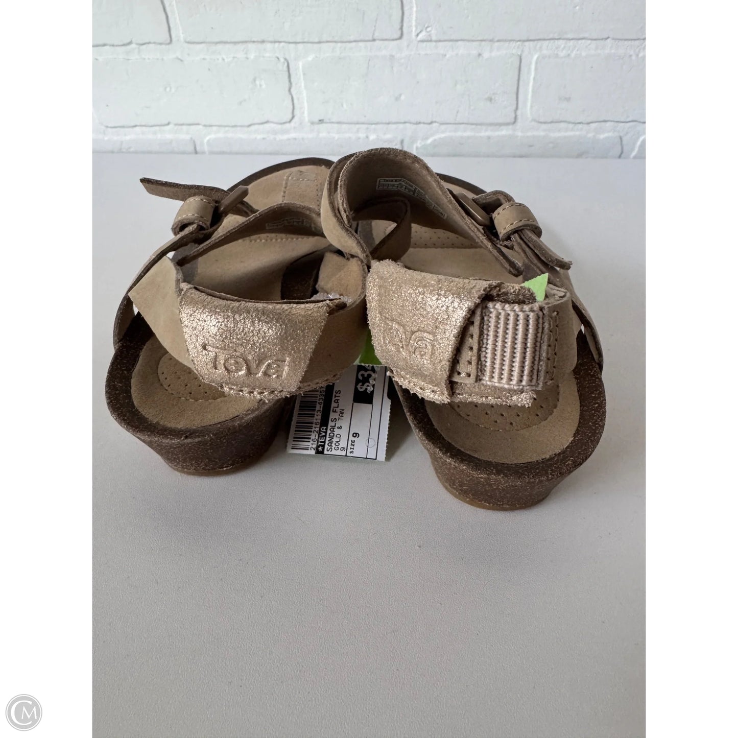 Sandals Flats By Teva In Gold & Tan, Size: 9