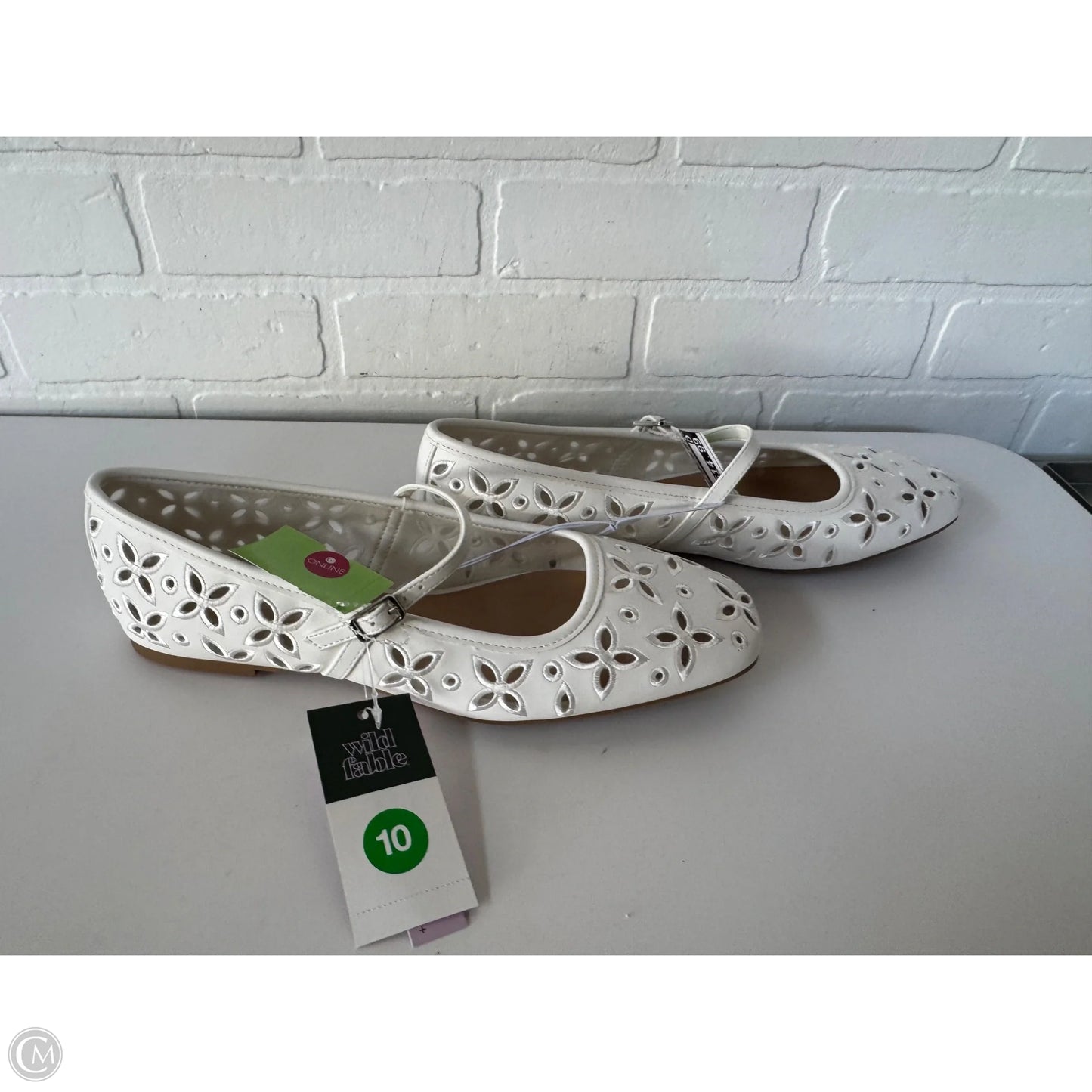 Shoes Flats By Wild Fable In White, Size: 10