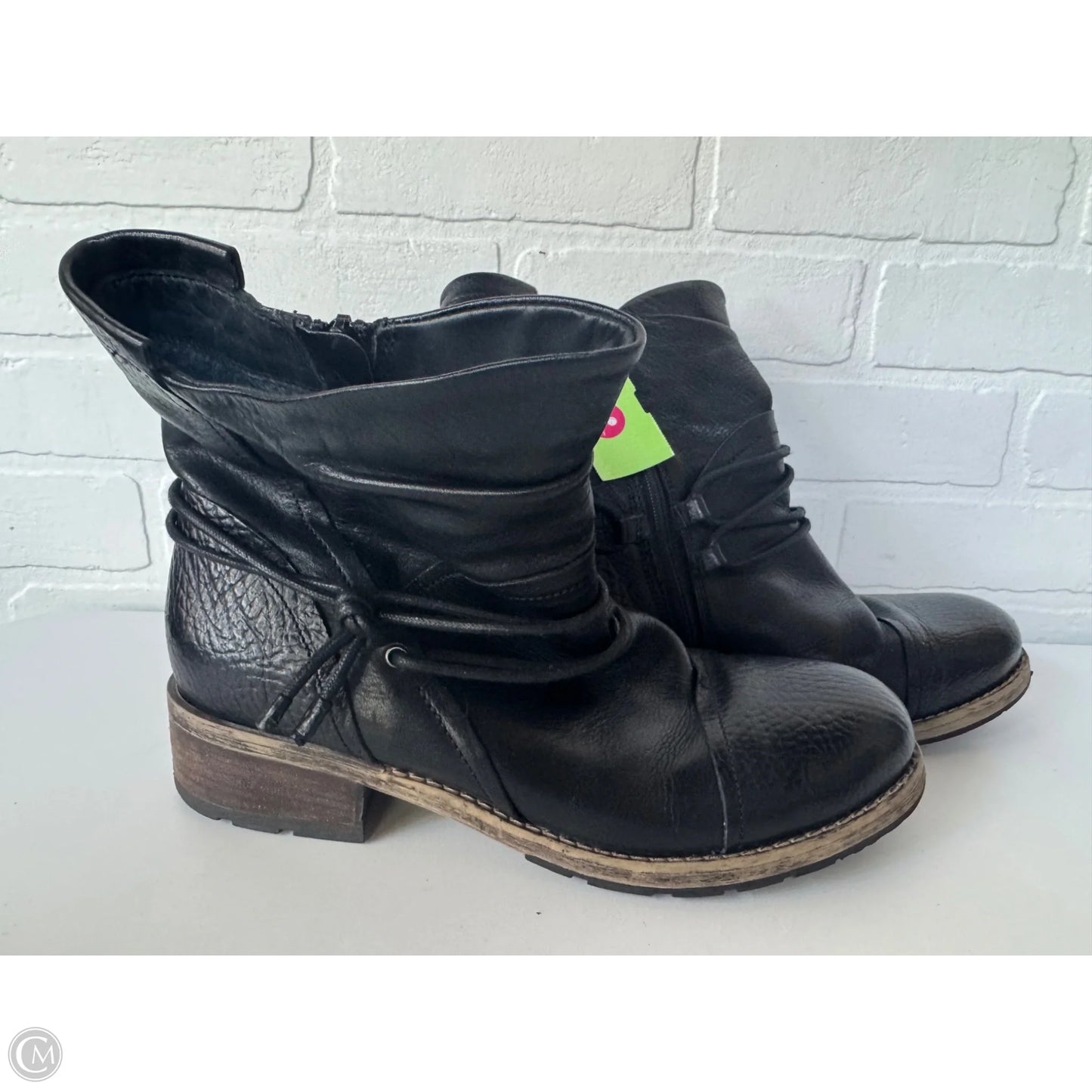Boots Ankle Flats By Clarks In Black, Size: 9.5